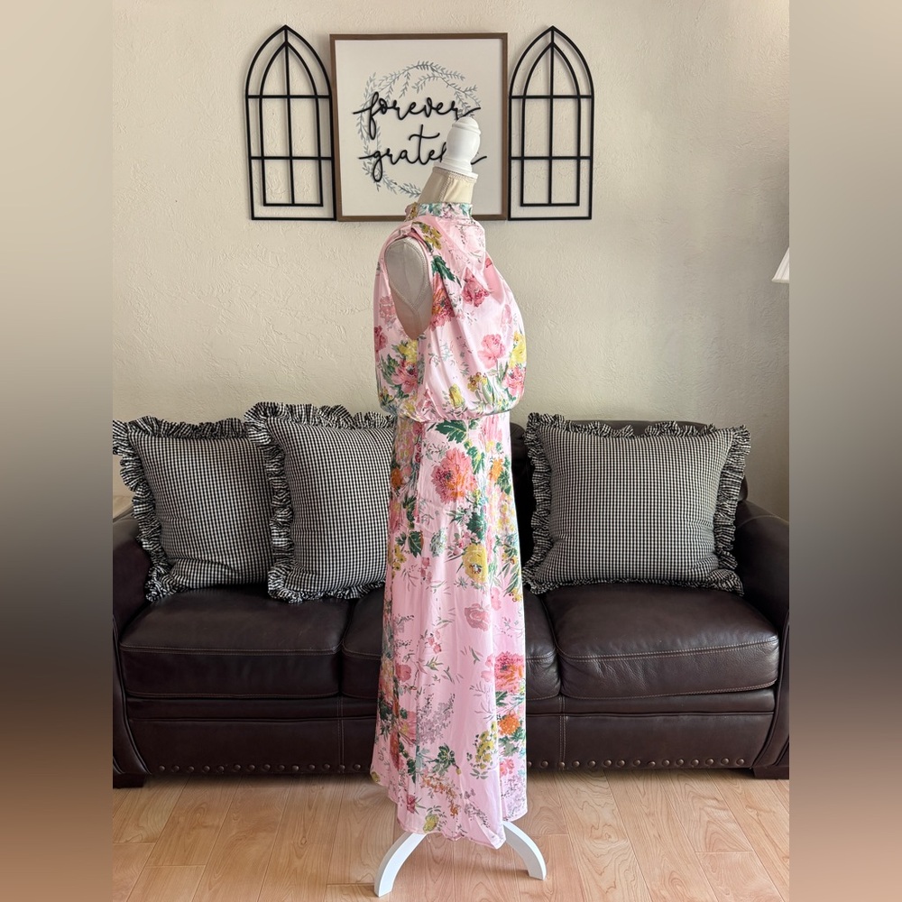 PETAL & PUP ANABELLE HALTER NECK MIDI DRESS - PINK FLORAL SIZE L - Picture 4 of 12